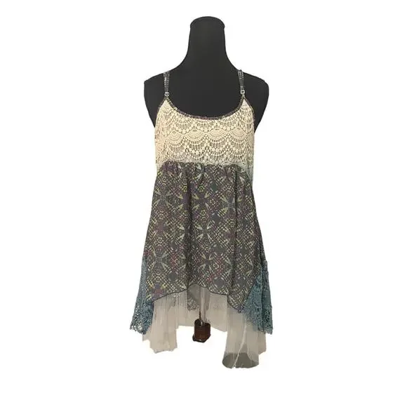 BKE Lace Crochet Layered Boho Babydoll Cami Top Size M Festival Beachy Indie - Picture 1 of 7